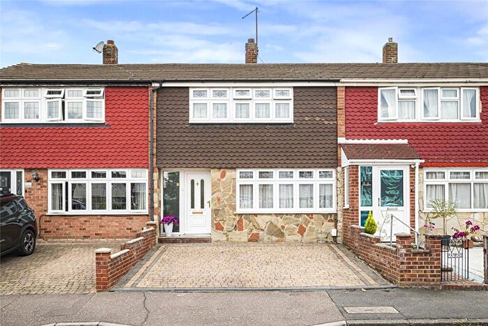 3 Bedroom Terraced House For Sale In Stuart Road, Welling, DA16