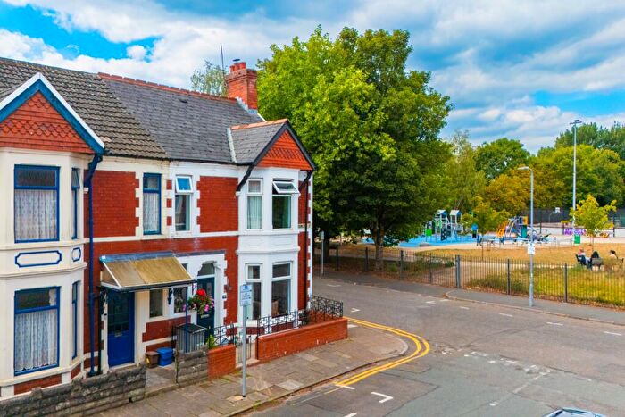 3 Bedroom End Of Terrace House For Sale In Cosmeston Street, Cathays, CF24