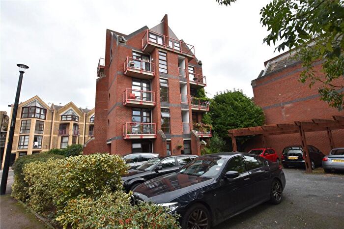 2 Bedroom Apartment To Rent In Elephant Lane, London, SE16