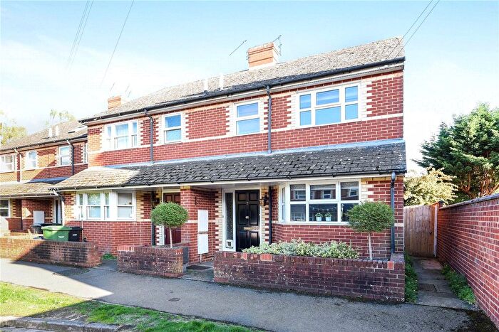 3 Bedroom End Of Terrace House For Sale In Park Road, Henley-On-Thames, Oxfordshire, RG9
