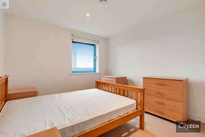 1 Bedroom Flat To Rent In West Gate Apartments, Royal Victoria Docks, E16