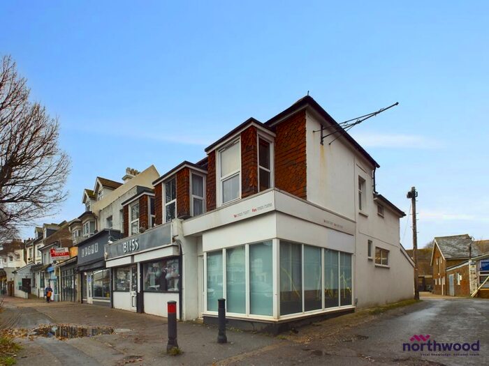 1 Bedroom Maisonette To Rent In Seaside, Eastbourne, BN22