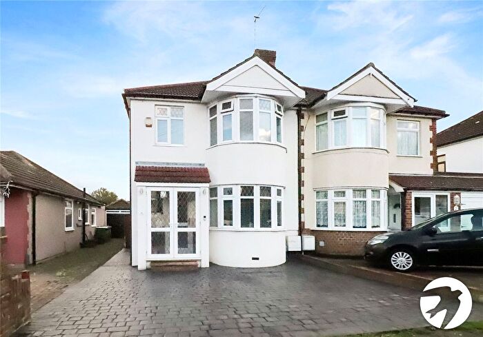 3 Bedroom Semi Detached House For Sale In Cray Road, Belvedere, DA17