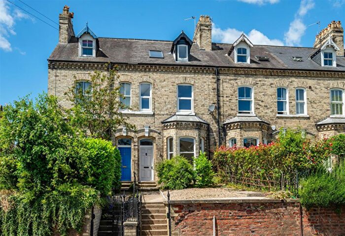 4 Bedroom Terraced House To Rent In Bishopthorpe Road, York, YO23