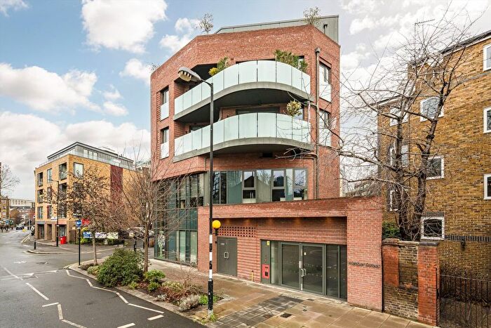 2 Bedroom Flat To Rent In Webber Street, Webber Street, SE1