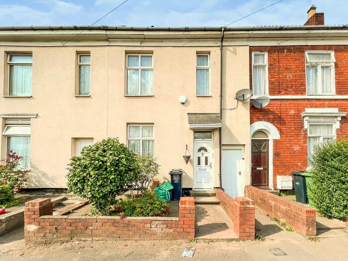 3 Bedroom Terraced House To Rent In Shaw Road, Dudley, DY2