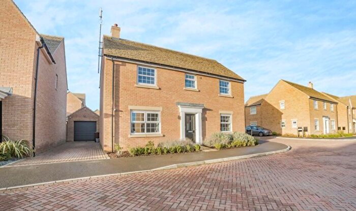 4 Bedroom Property To Rent In Sissons Close, Barnack, Stamford, PE9