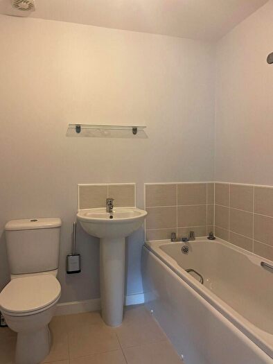 2 Bedroom Apartment To Rent In Wessex Drive, Nottingham, Nottinghamshire, NG16