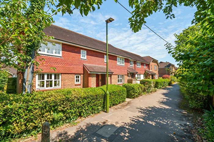 1 Bedroom Apartment For Sale In Rosehill, Billingshurst, RH14