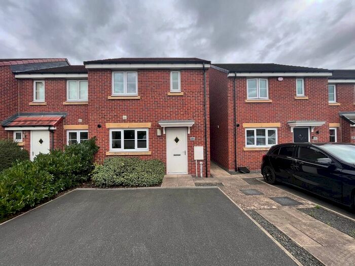 3 Bedroom End Of Terrace House To Rent In Holliday Close, Langley Moor, Durham, DH7
