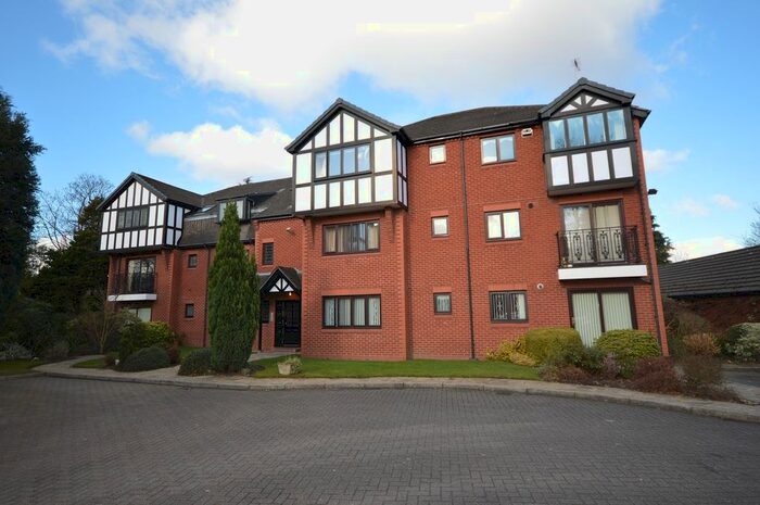 2 Bedroom Flat To Rent In Westmoor Gables, Princes Road, Heaton Mersey, SK4