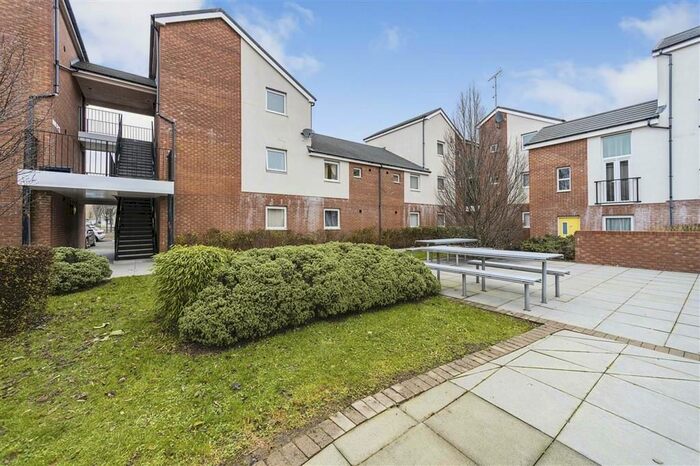 1 Bedroom Studio To Rent In Clos Cwm Golau, Merthyr Tydfil CF47