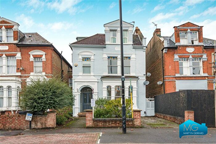 1 Bedroom Apartment To Rent In Park Avenue, Wood Green, London, N22
