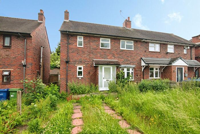 3 Bedroom Semi Detached House For Sale In Crossgate Road, Dudley, DY2