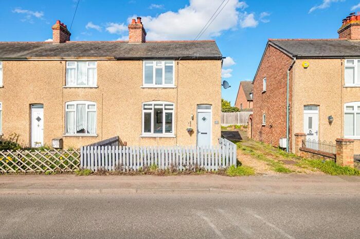 2 Bedroom Terraced House For Sale In Ampthill Road, Maulden, MK45