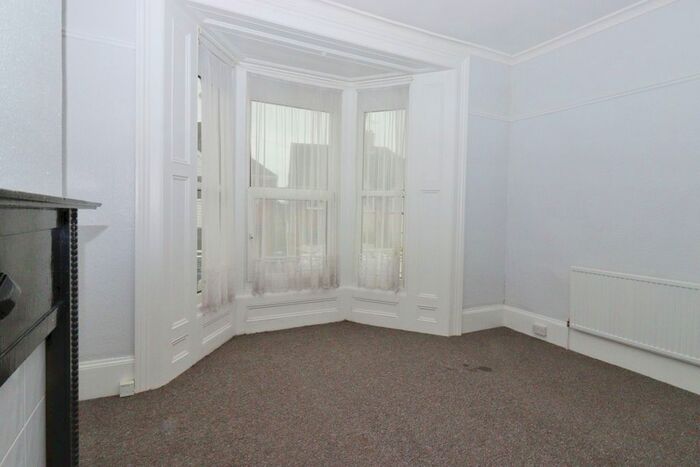 1 Bedroom Flat To Rent In Carlton Avenue, Ramsgate, CT11
