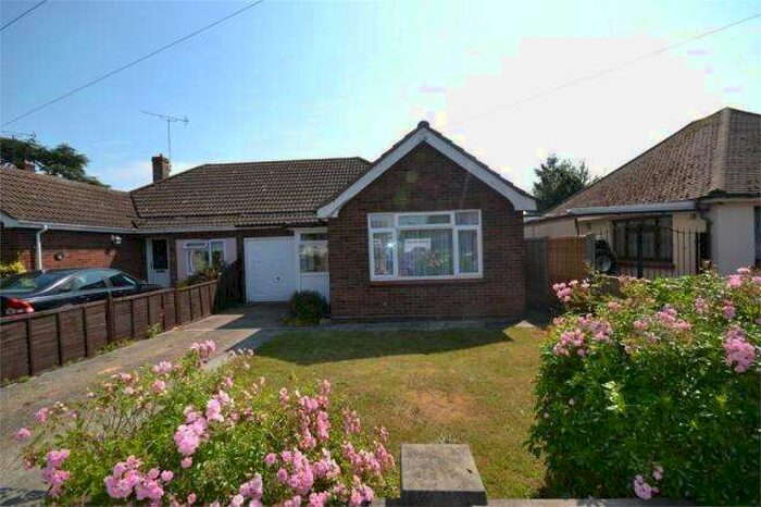 2 Bedroom Bungalow To Rent In Cottage Grove, Clacton On Sea, Essex, CO16