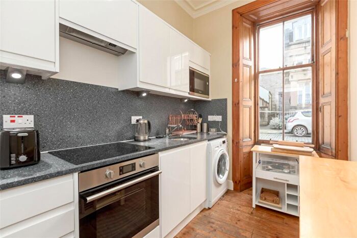 1 Bedroom Apartment For Sale In Gayfield Street, Edinburgh, Midlothian, EH1