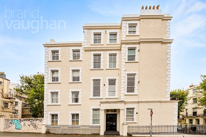 1 Bedroom Flat For Sale In Brunswick Road, Hove, BN3