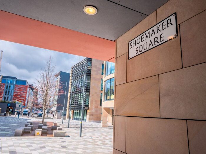 1 Bedroom Flat To Rent In Shoemakers Square, Edinbugh, EH8