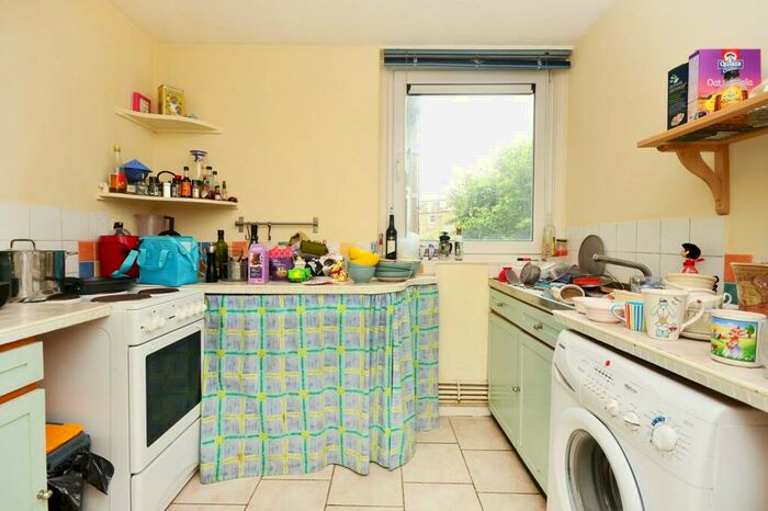 1 Bedroom Flat To Rent In Georges Road, Islington, London, N7