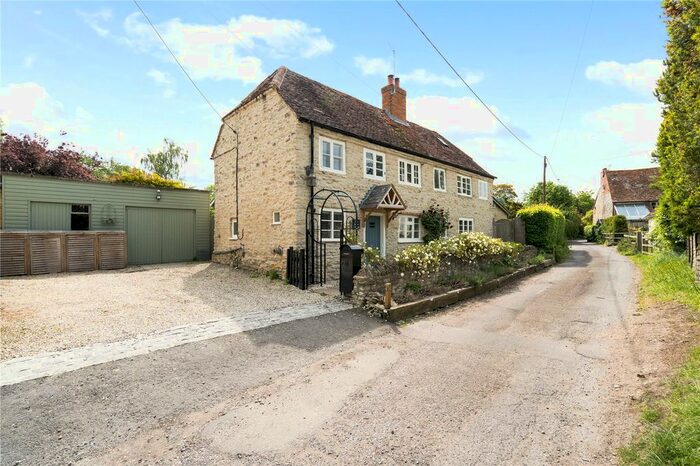 3 Bedroom Detached House For Sale In Chapel Lane, Roke, Wallingford, Oxfordshire, OX10