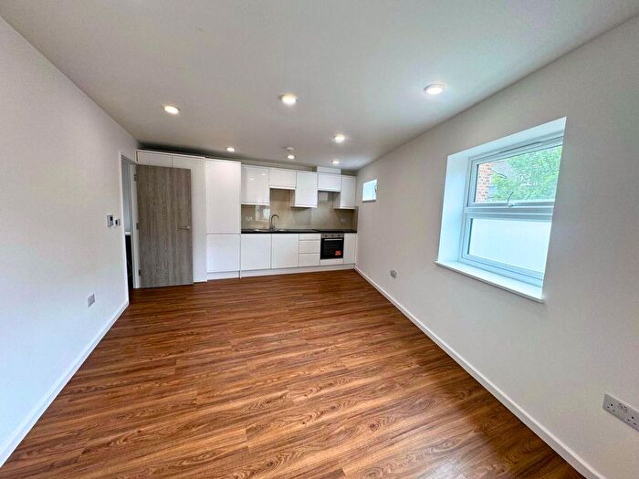 1 Bedroom Flat To Rent In Guildford Street, Luton, LU1