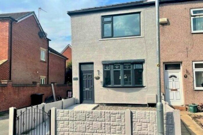 2 Bedroom Property To Rent In Harvey Lane, Warrington, WA3