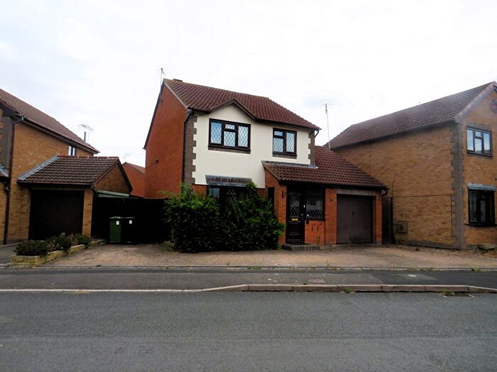 3 Bedroom Property To Rent In St. Philips Drive, Evesham, WR11