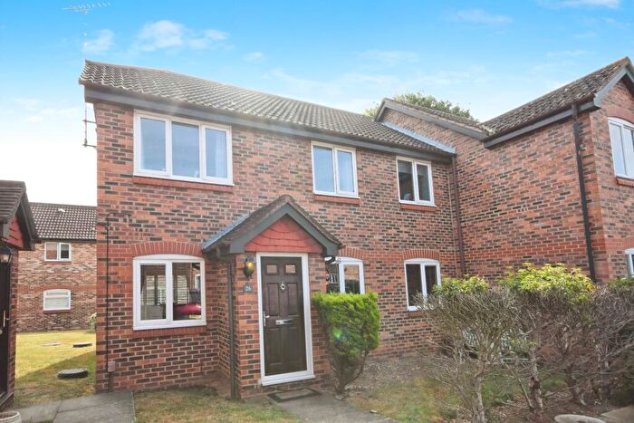 2 Bedroom Maisonette To Rent In Earlsfield Drive, Springfield, Chelmsford, CM2