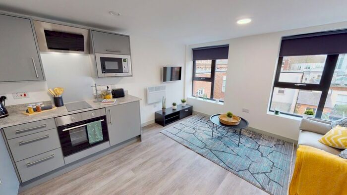 1 Bedroom Flat To Rent In Roscoe Street, L1