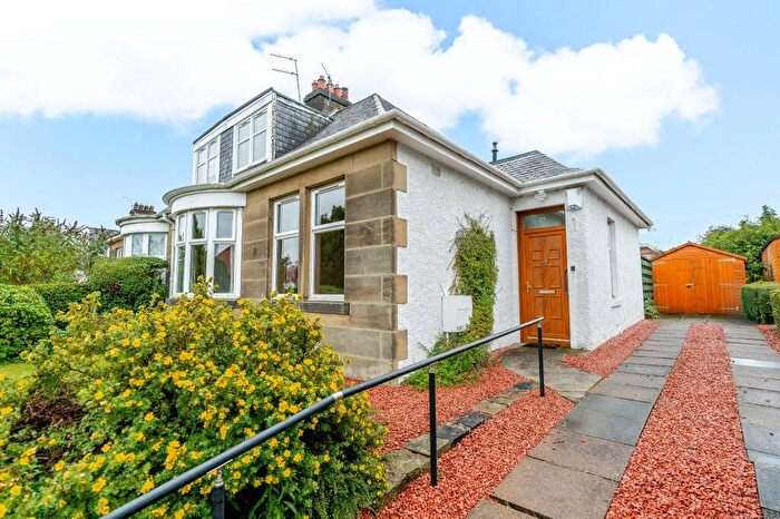 3 Bedroom Semi Detached House For Sale In Hillhouse Road, Blackhall, Edinburgh, EH4