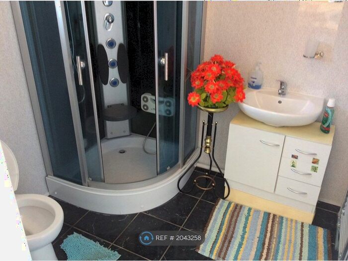 3 Bedroom Semi-Detached House To Rent In Cross Street, Wrexham, LL11