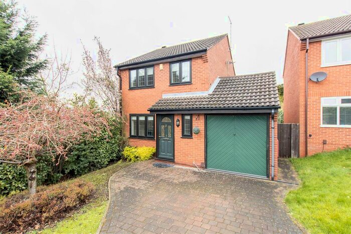 3 Bedroom Detached House To Rent In Muston Close, Mapperley, Nottingham, NG3