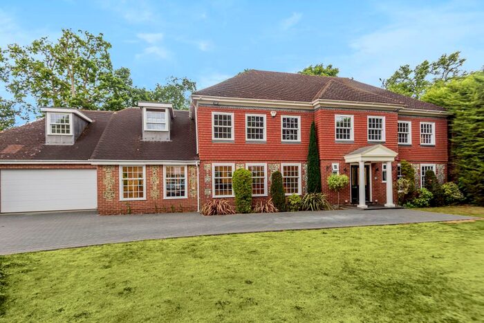 6 Bedroom Detached House To Rent In Onslow Drive, Ascot, SL5