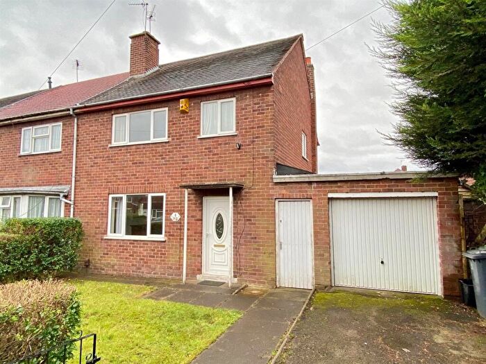 3 Bedroom End Of Terrace House To Rent In Bradestone Road, Caldwell, Nuneaton, CV11