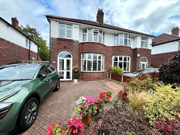 3 Bedroom House To Rent In Parkville Road, Didsbury, M20