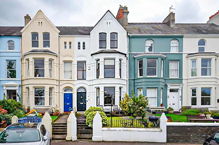 5 Bedroom TownHouse For Sale In Queens Parade, Bangor, BT20