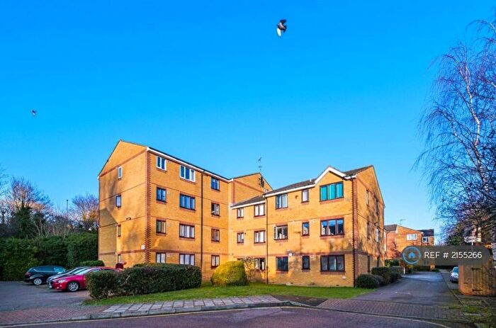 2 Bedroom Flat To Rent In Jack Clow Road, London, E15