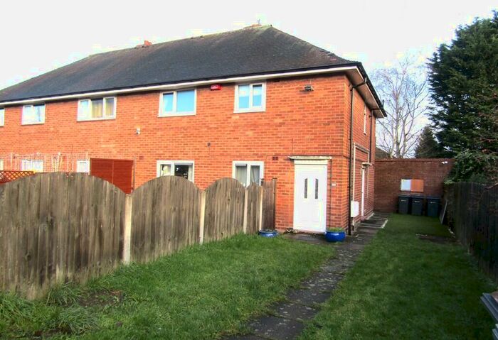 2 Bedroom Flat To Rent In Darleydale Avenue, Birmingham, West Midlands, B44