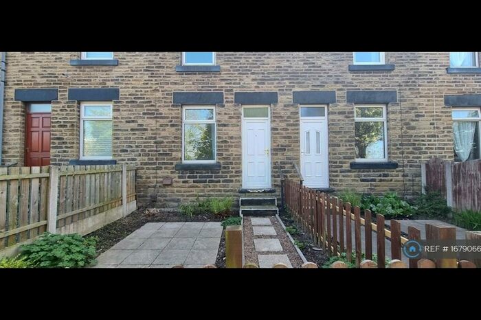 1 Bedroom Terraced House To Rent In Livingstone Terrace, Barnsley, S70