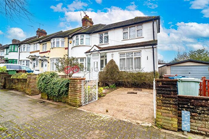 4 Bedroom Semi Detached House To Rent In Hillside Crescent, Harrow, Middlesex, HA2