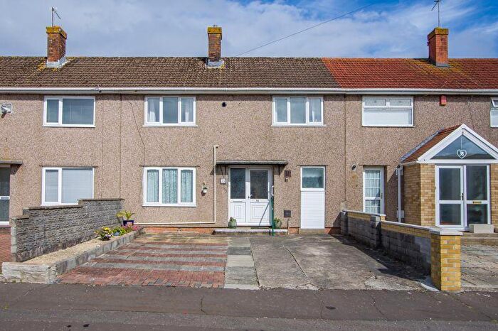 3 Bedroom Terraced House For Sale In Cedar Way, Penarth, CF64