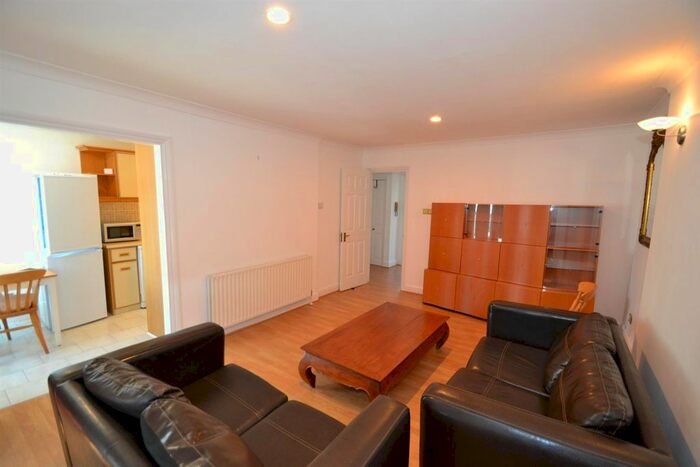 1 Bedroom Flat To Rent In Holland Road, London, W14