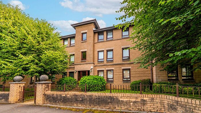 3 Bedroom Flat For Sale In Woodrow Road, Flat G/, Pollokshields, Glasgow, G41