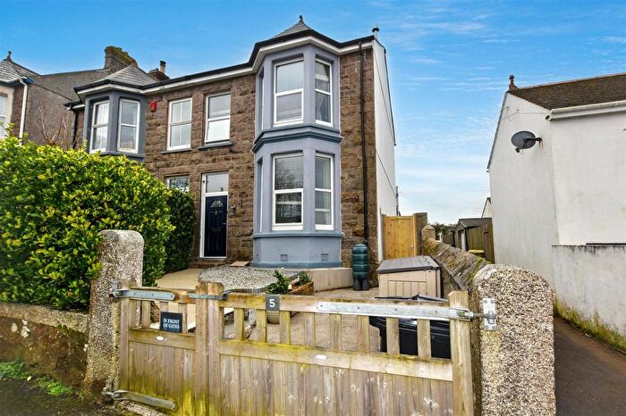 4 Bedroom Semi-Detached House For Sale In Park Road, Redruth, TR15