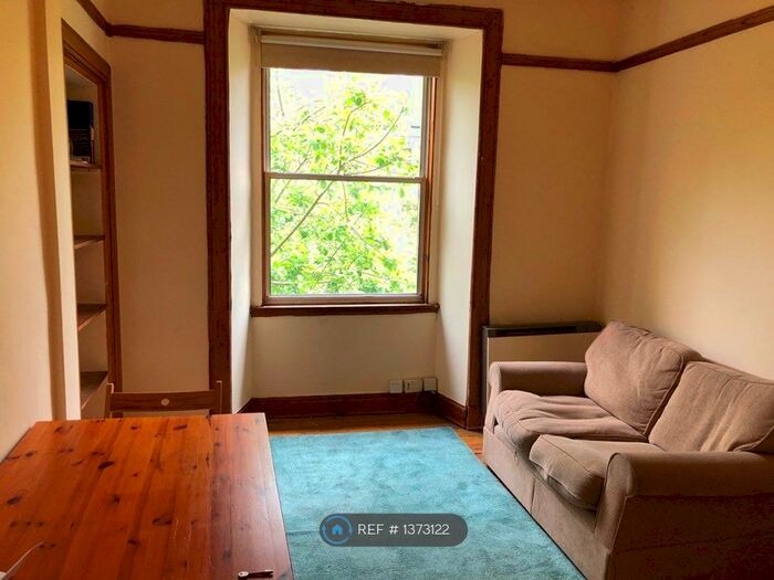 1 Bedroom Flat To Rent In Wardlaw Place, Edinburgh, EH11