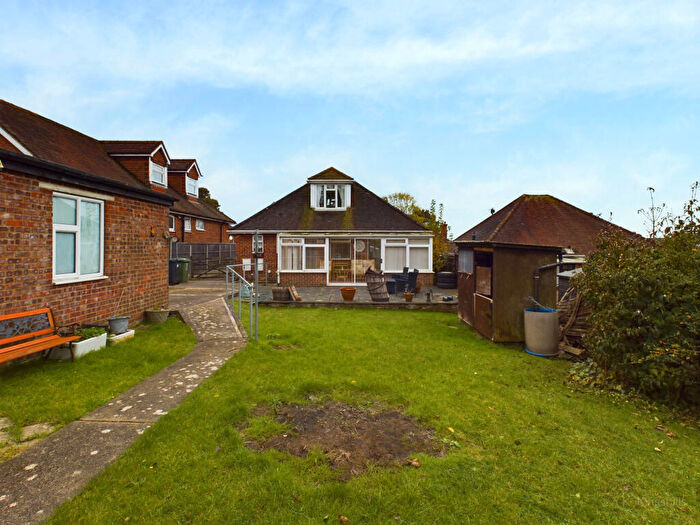 2 Bedroom Detached Bungalow For Sale In New Drive, High Wycombe, HP13