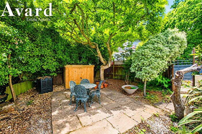 1 Bedroom Flat For Sale In Upper Lewes Road, Brighton, BN2
