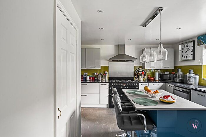 4 Bedroom Detached House For Sale In Chesterfield Close, Winsford, CW7